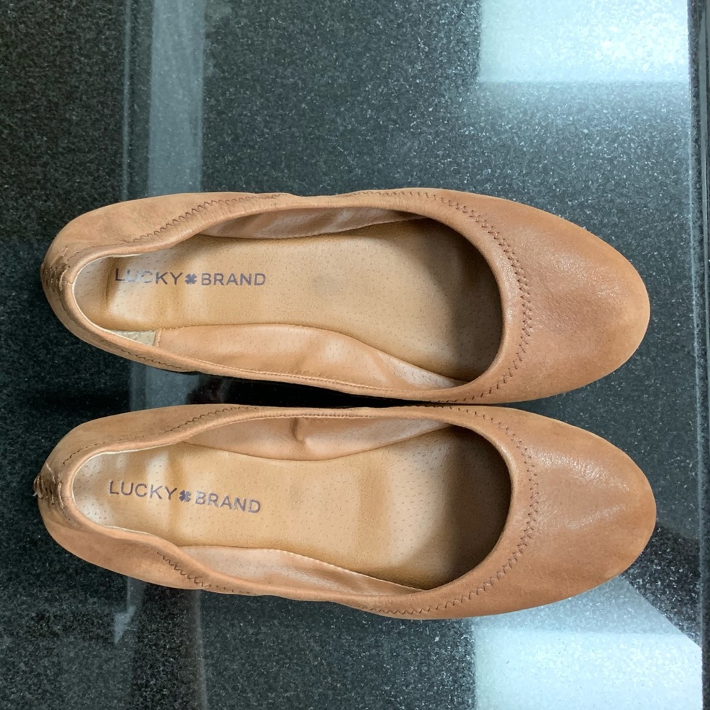 Lucky brand flats